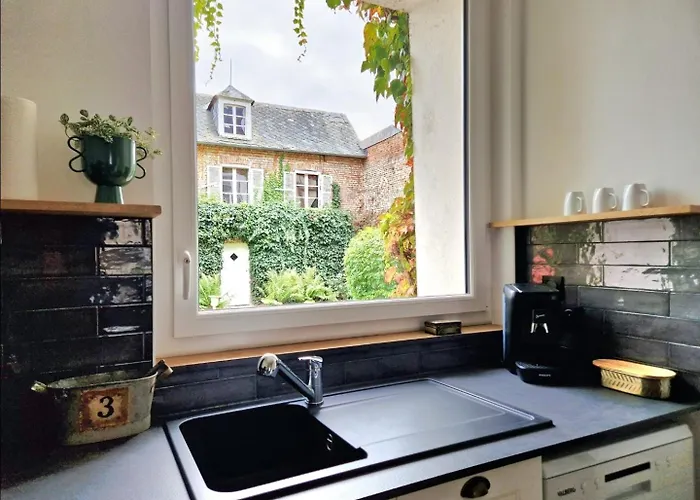 Feriehus Le Secret Des Cordelieres - Normandy With Garden